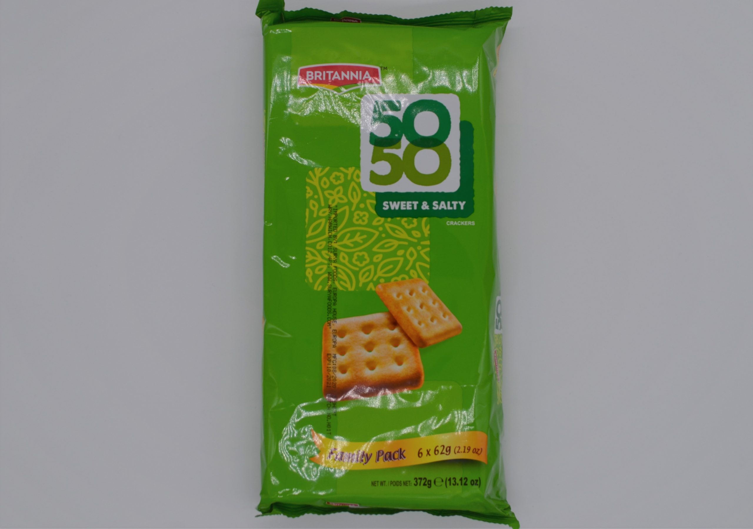 BRITANNIA 50/50 SWEET & SALTY CRACKERS 372g